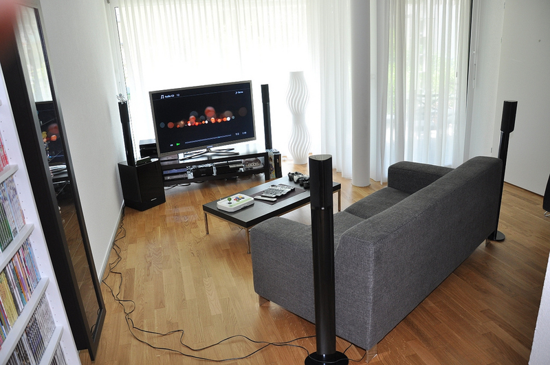 Illustration for article titled This Apartment Is No Nerd Slob Hole